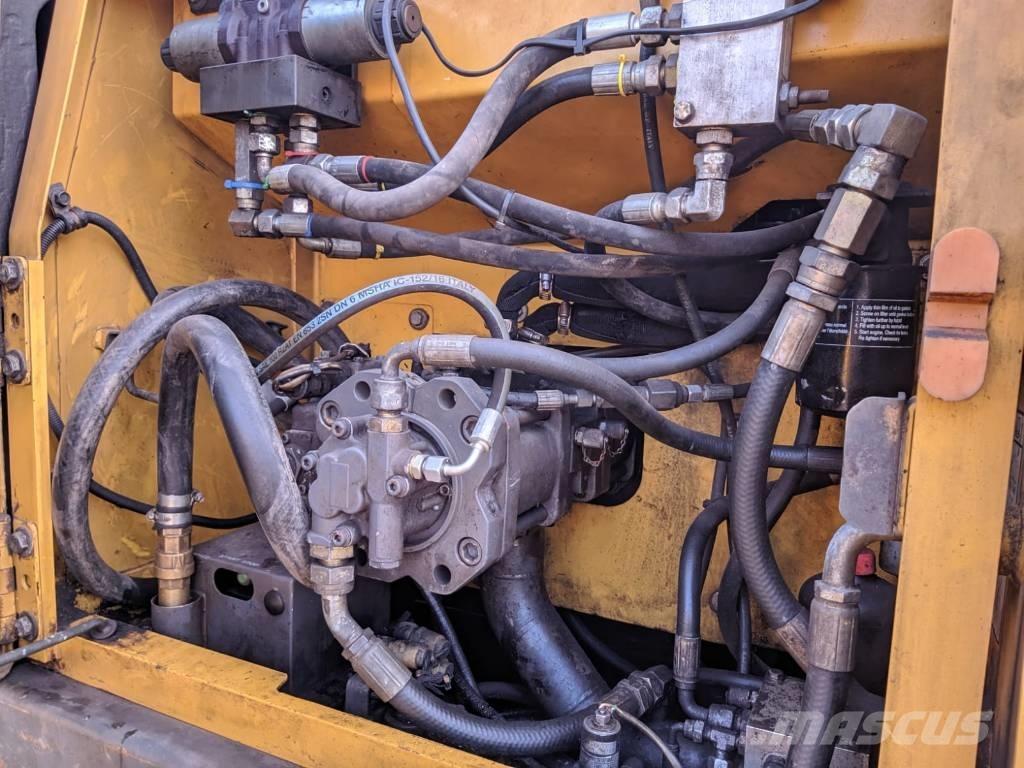 Volvo EC 160 B LC Гусеничні екскаватори