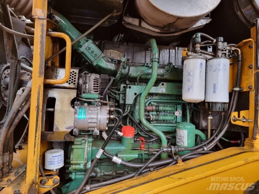 Volvo L 180 F Фронтальні навантажувачі