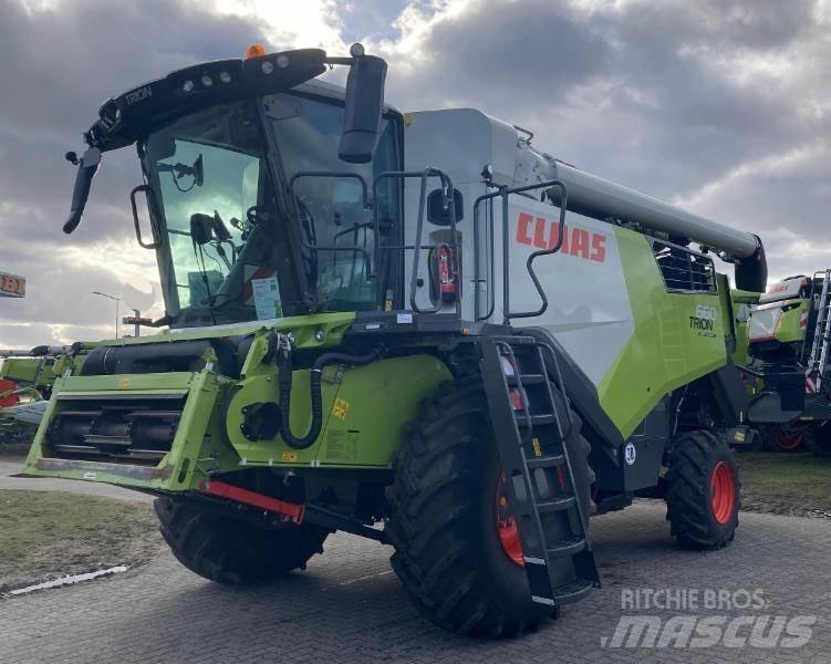 CLAAS TRION 660 Зернозбиральні комбайни