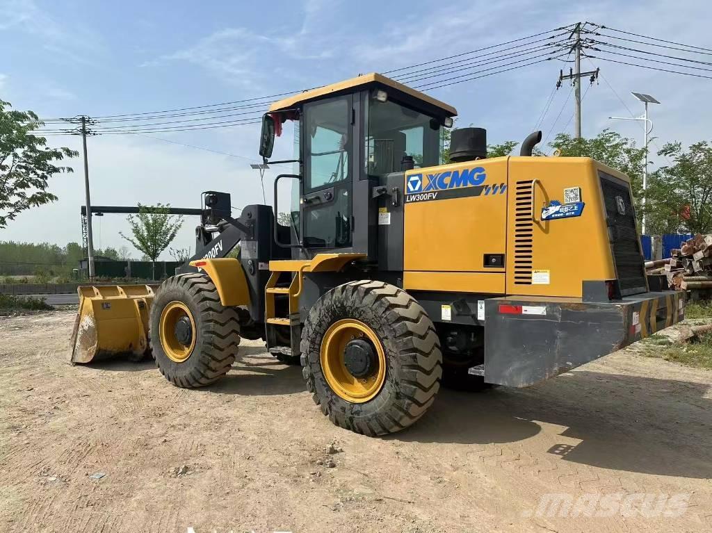 XCMG LW 300 F Фронтальні навантажувачі