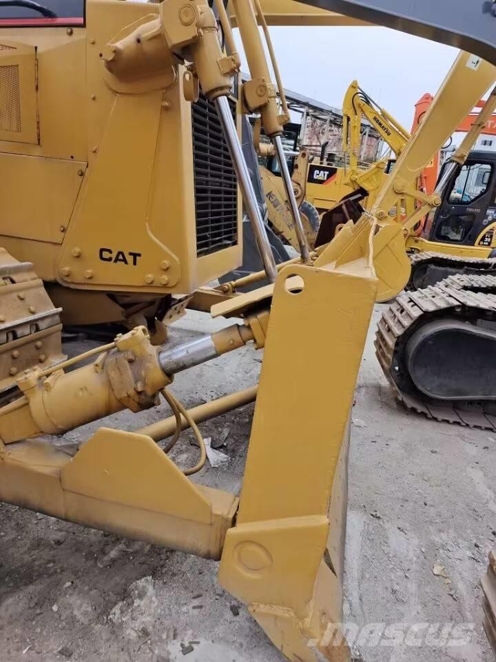 CAT D 6 G Гусеничні бульдозери