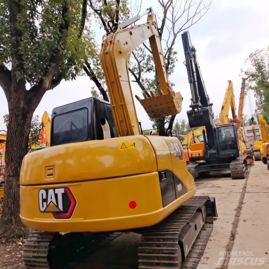 CAT 307 D Середні екскаватори 7т. - 12т.