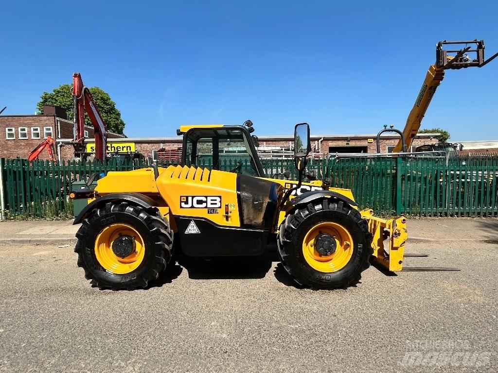 JCB 526-56 Agri Телескопічний навантажувач