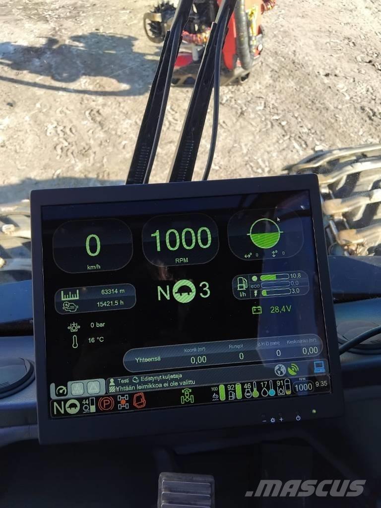 Komatsu 901XC Харвестери
