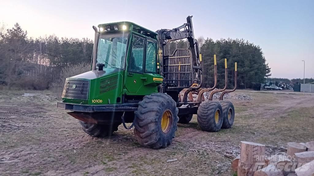 John Deere 1010D Форвардери
