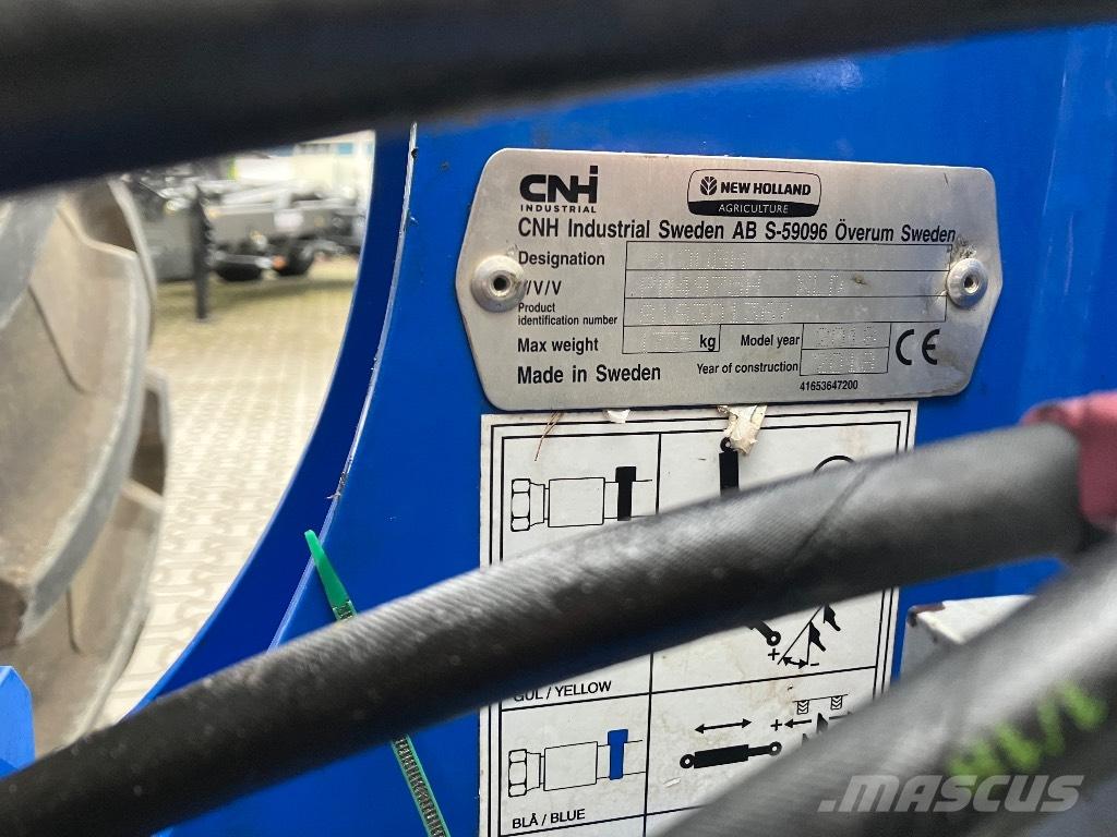 New Holland PM 4975H Реверсивні плуги
