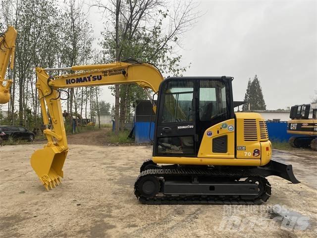 Komatsu PC70-8 Гусеничні екскаватори