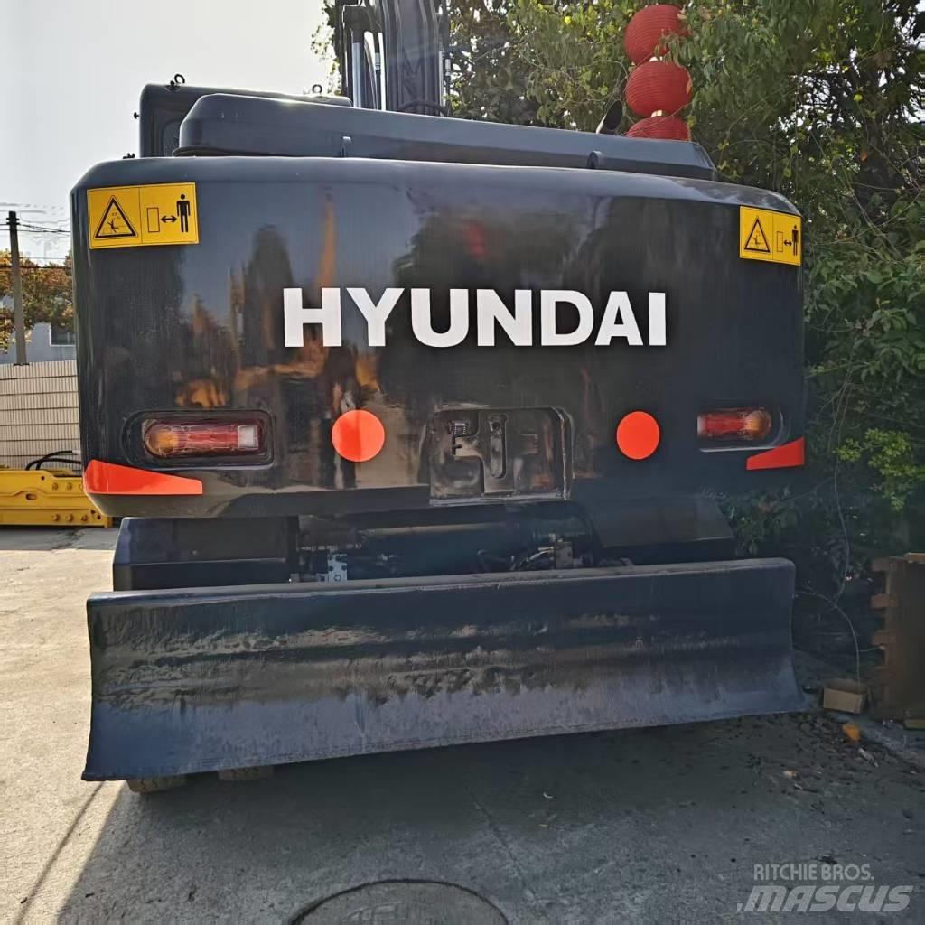 Hyundai r150w-9 Колісні екскаватори