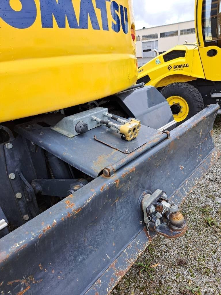 Komatsu PW148-11 Колісні екскаватори