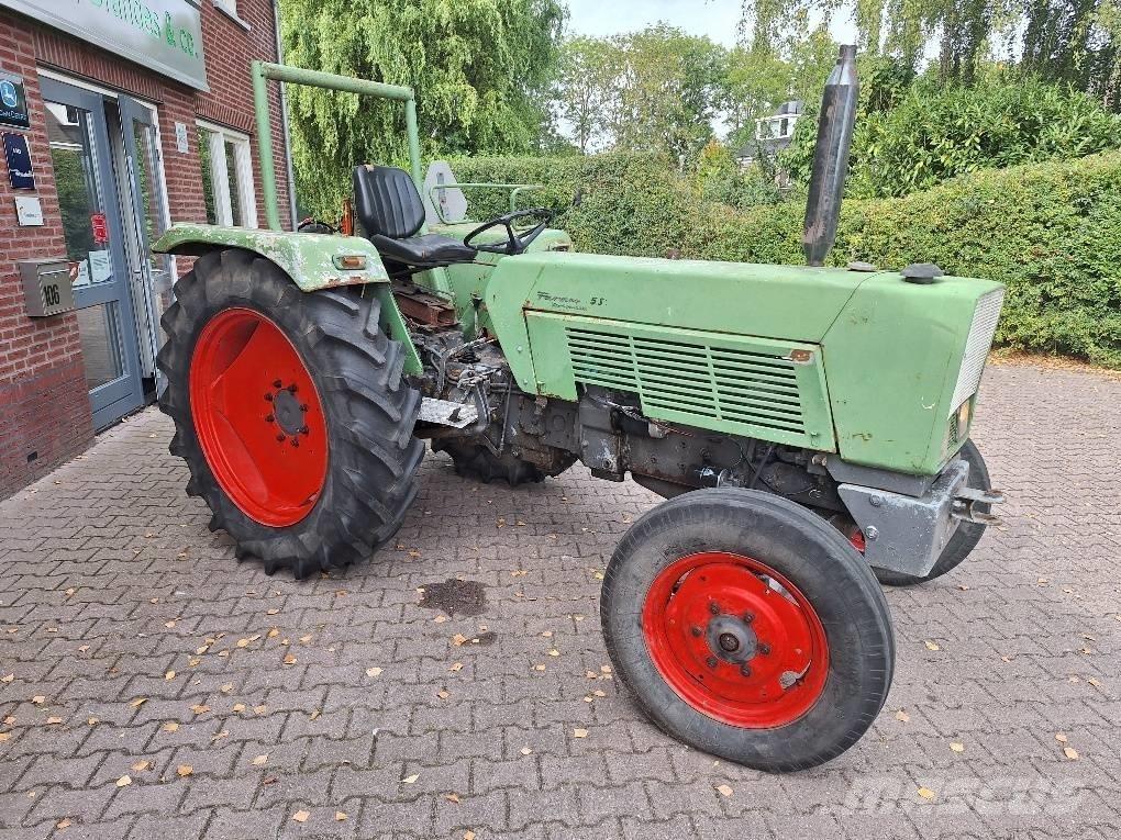 Fendt 5S Трактори