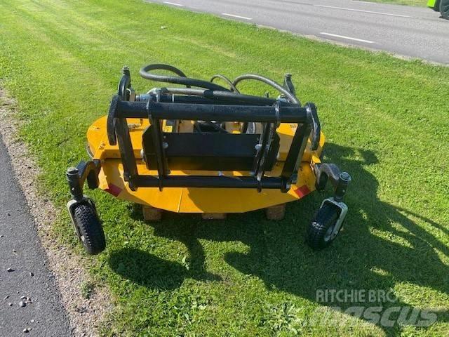 Stensballe TH 1500L Навісні та причіпні косарки