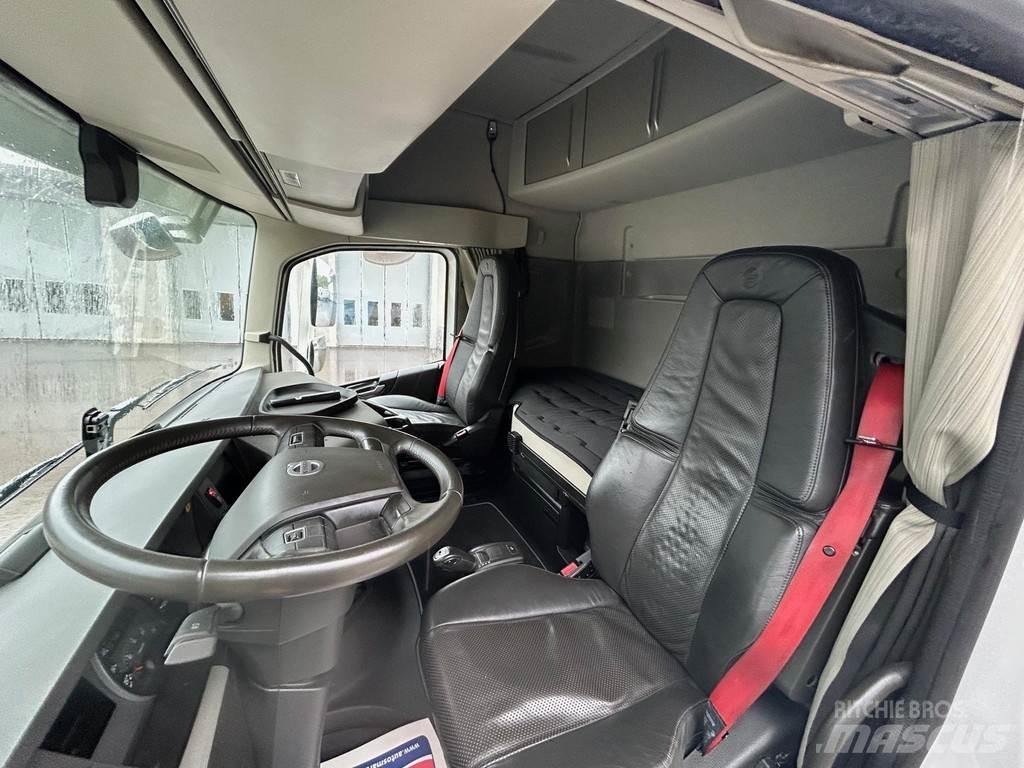 Volvo FH Flakbil Вантажівки-платформи/бокове розвантаження