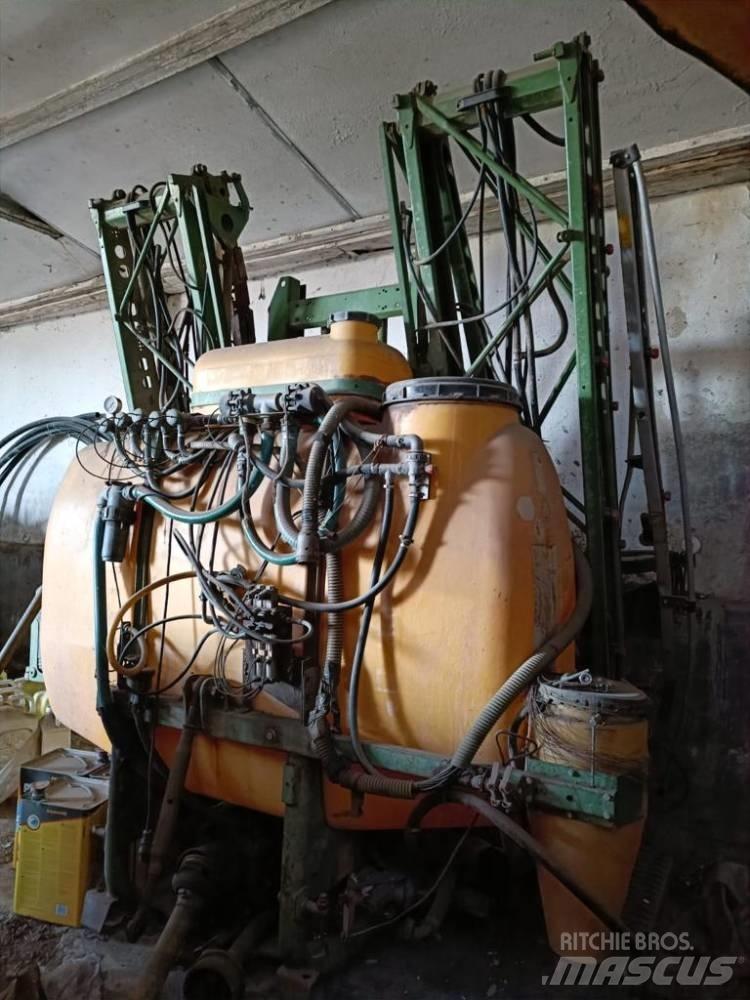 Amazone UF 1200 Навісні обприскувачі
