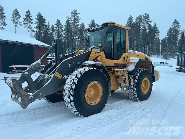 Volvo L120G Фронтальні навантажувачі