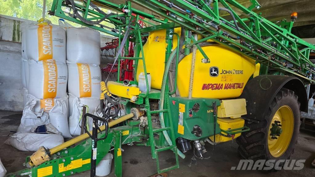 John Deere M 740 i Причіпні обприскувачі