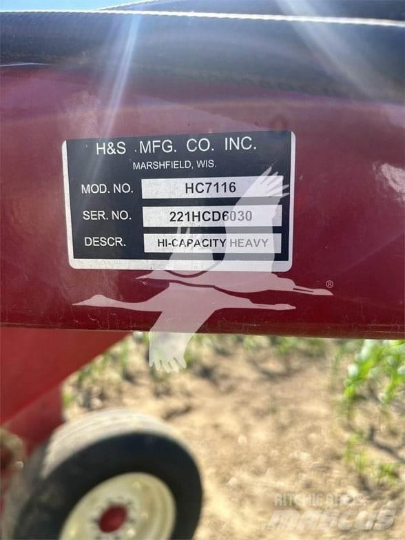 H&S HC7116 Граблі і сінозворушувачі