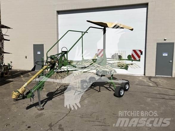Krone SW46T Граблі і сінозворушувачі