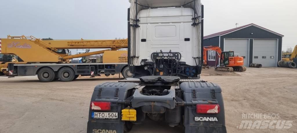Scania R 450 Тягачі