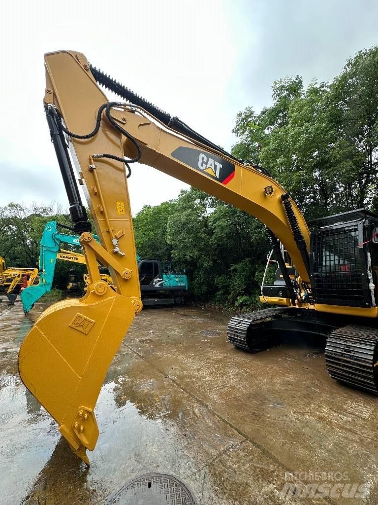 CAT CAT320D Середні екскаватори 7т. - 12т.