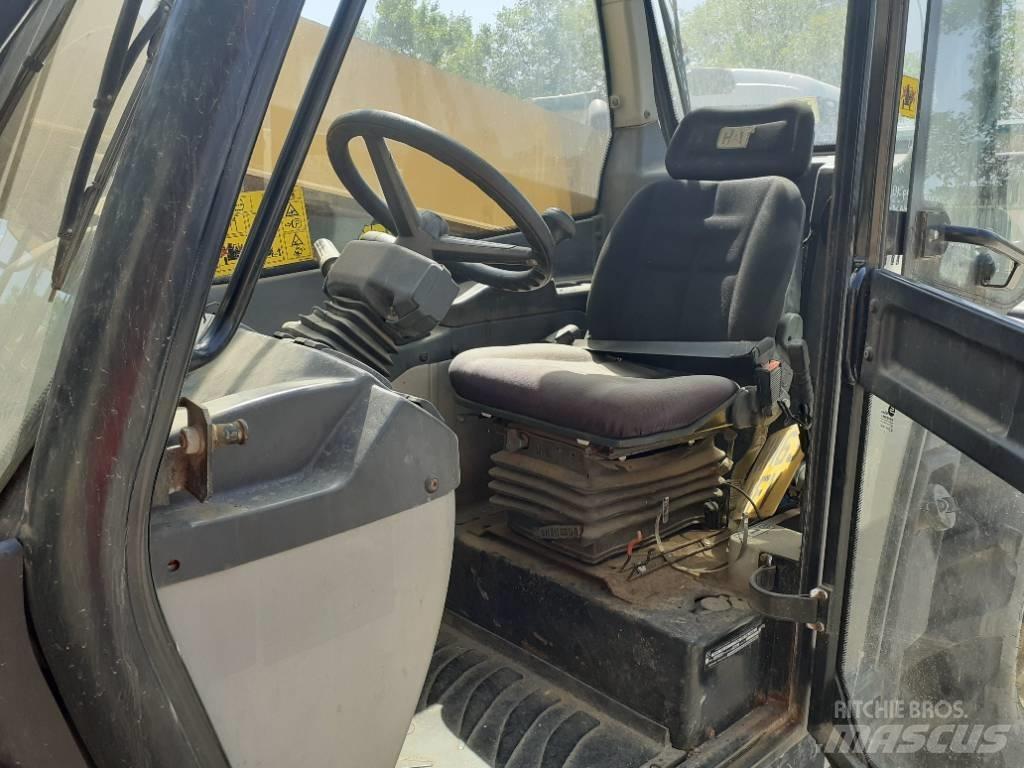 CAT TH 337 c Телескопічний навантажувач