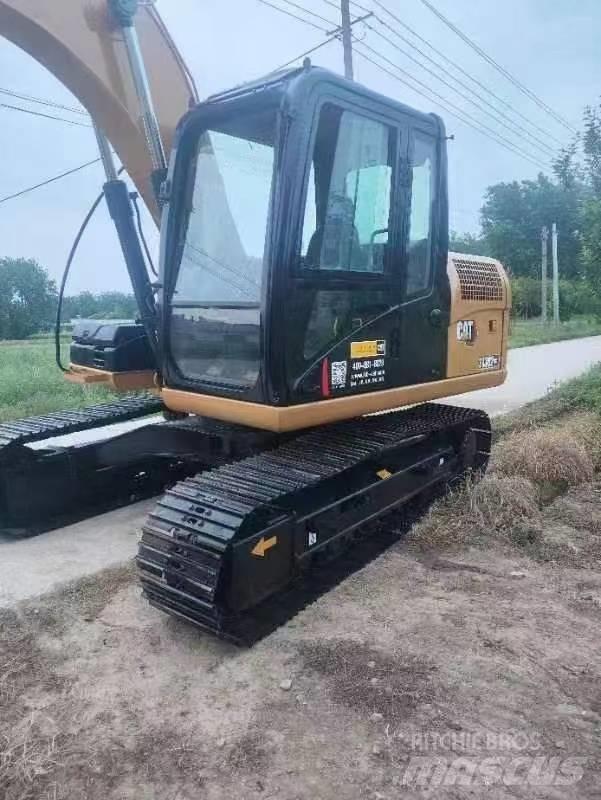 CAT 313 D2 GC Гусеничні екскаватори