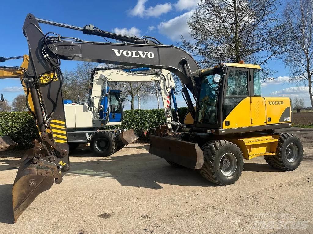 Volvo EW160 Колісні екскаватори