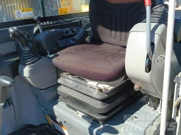 Takeuchi TB 260 Міні-екскаватори < 7т