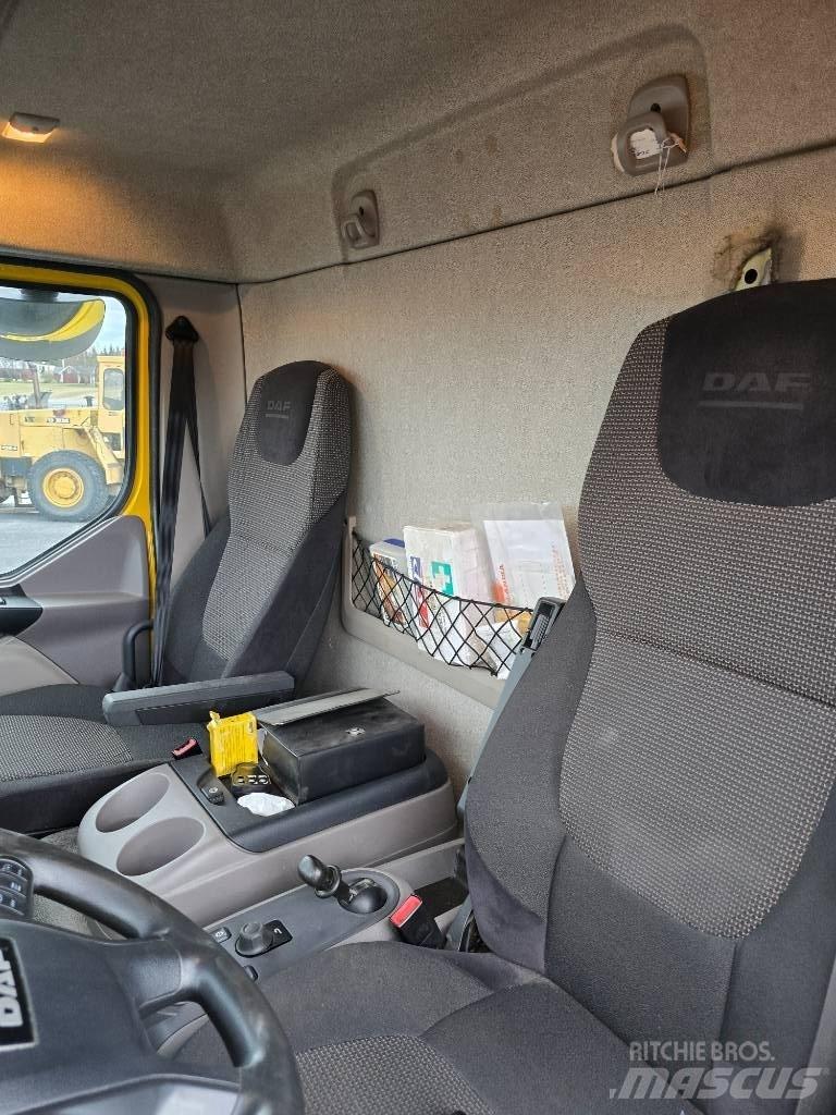 DAF LF 12.220 Фургони