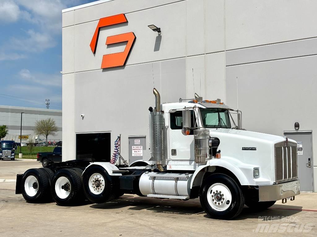 Kenworth T 800 Тягачі