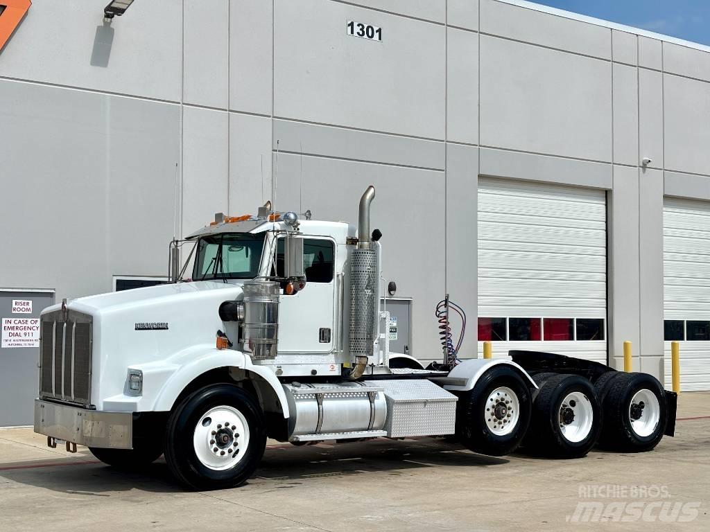 Kenworth T 800 Тягачі