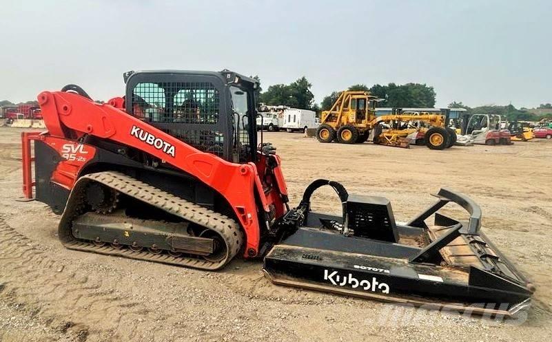 Kubota SVL 95-2 Міні-навантажувачі