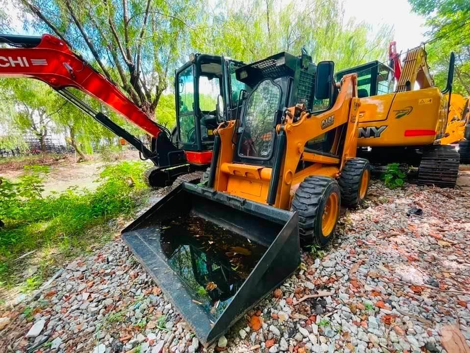 CASE 465 HD Міні-навантажувачі