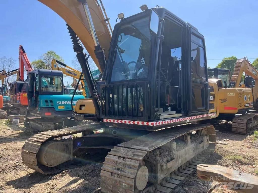 Sany SY 135 C Pro Гусеничні екскаватори