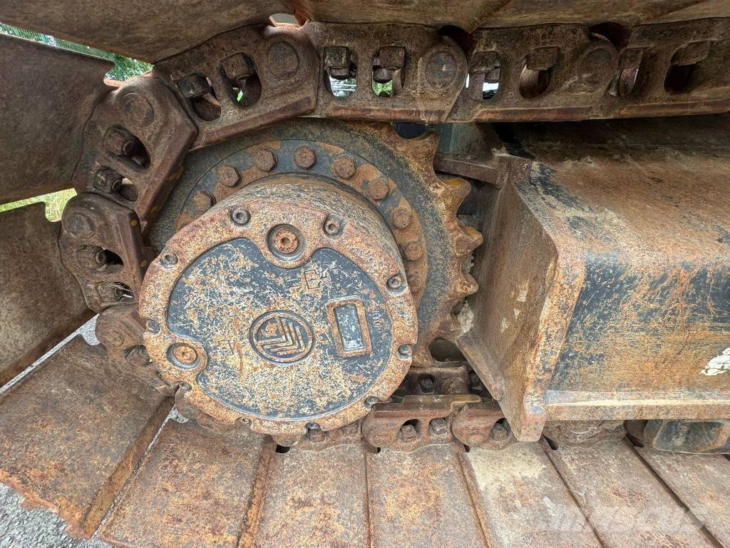 CASE CX 180 D Гусеничні екскаватори