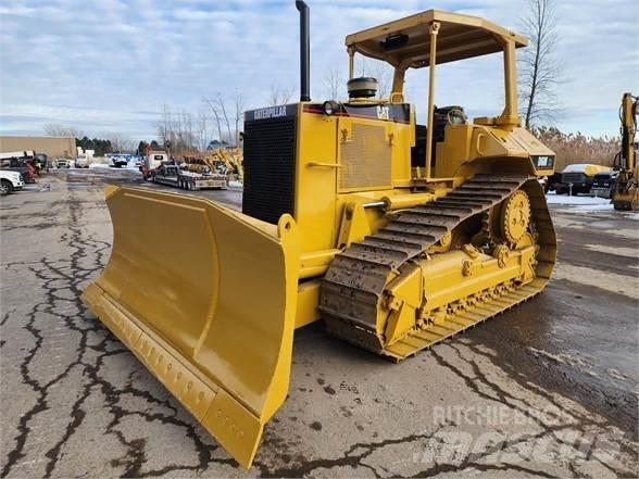 CAT D6M XL Гусеничні бульдозери