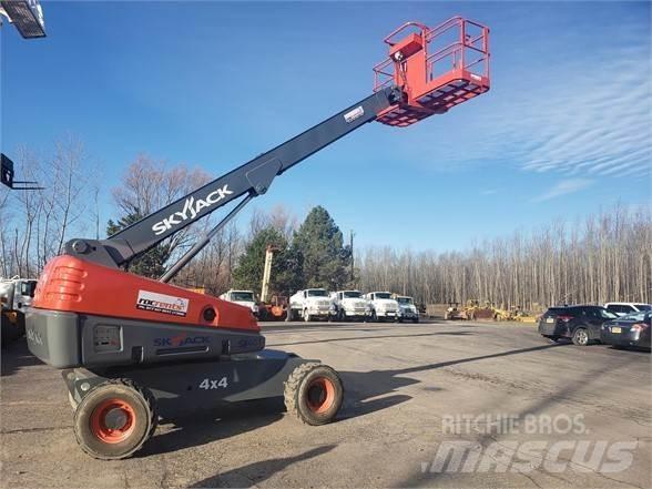 SkyJack SJ40T Телескопічні підйомники