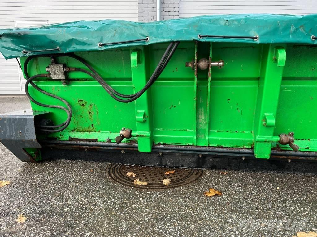 Sami SL 2300 Підсобні машини