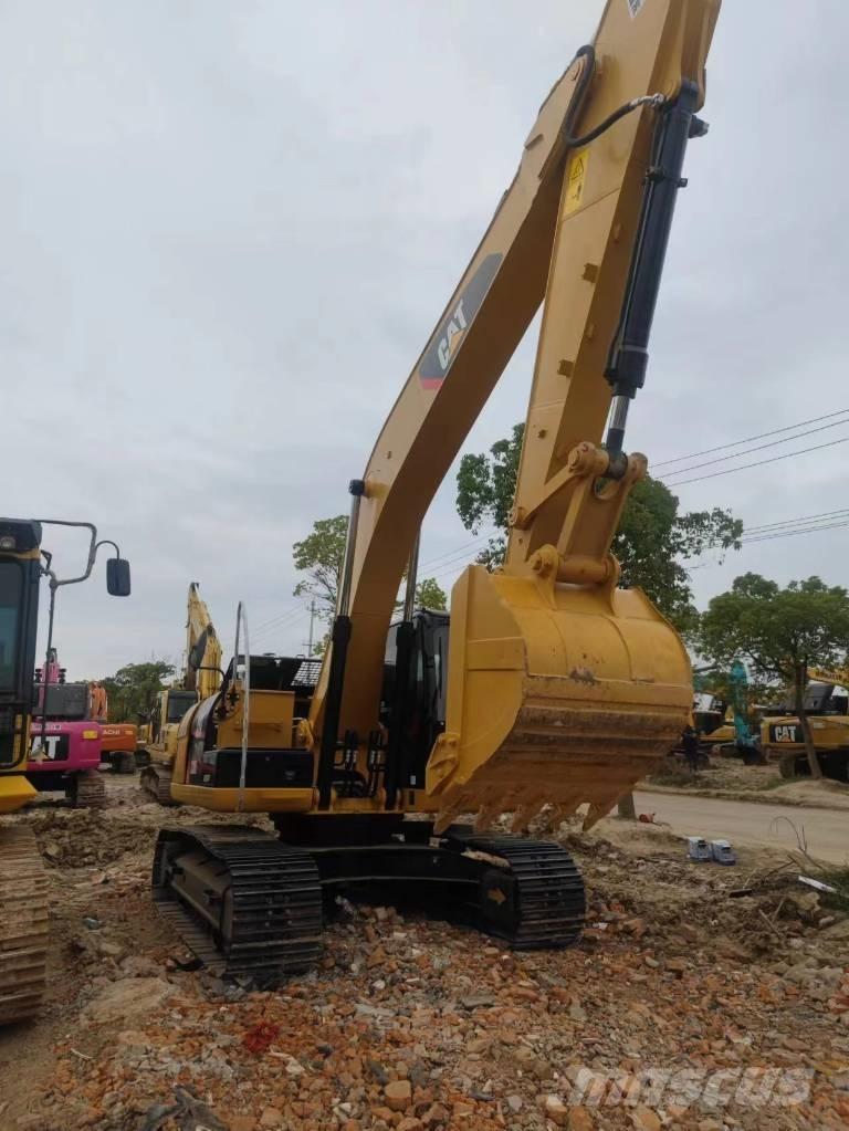 CAT 320 D Гусеничні екскаватори