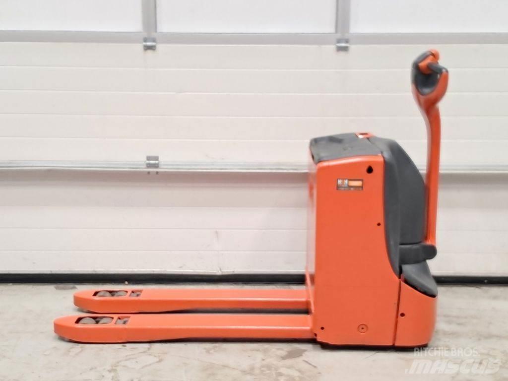 Linde T16 Штабелери