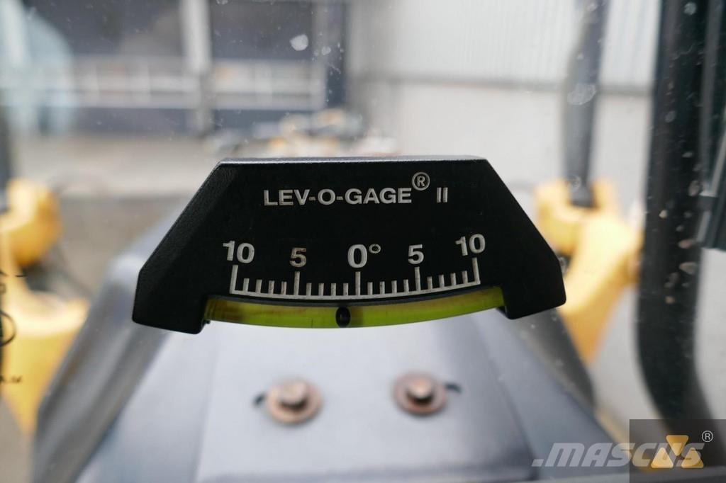 CAT 140M3 Грейдери