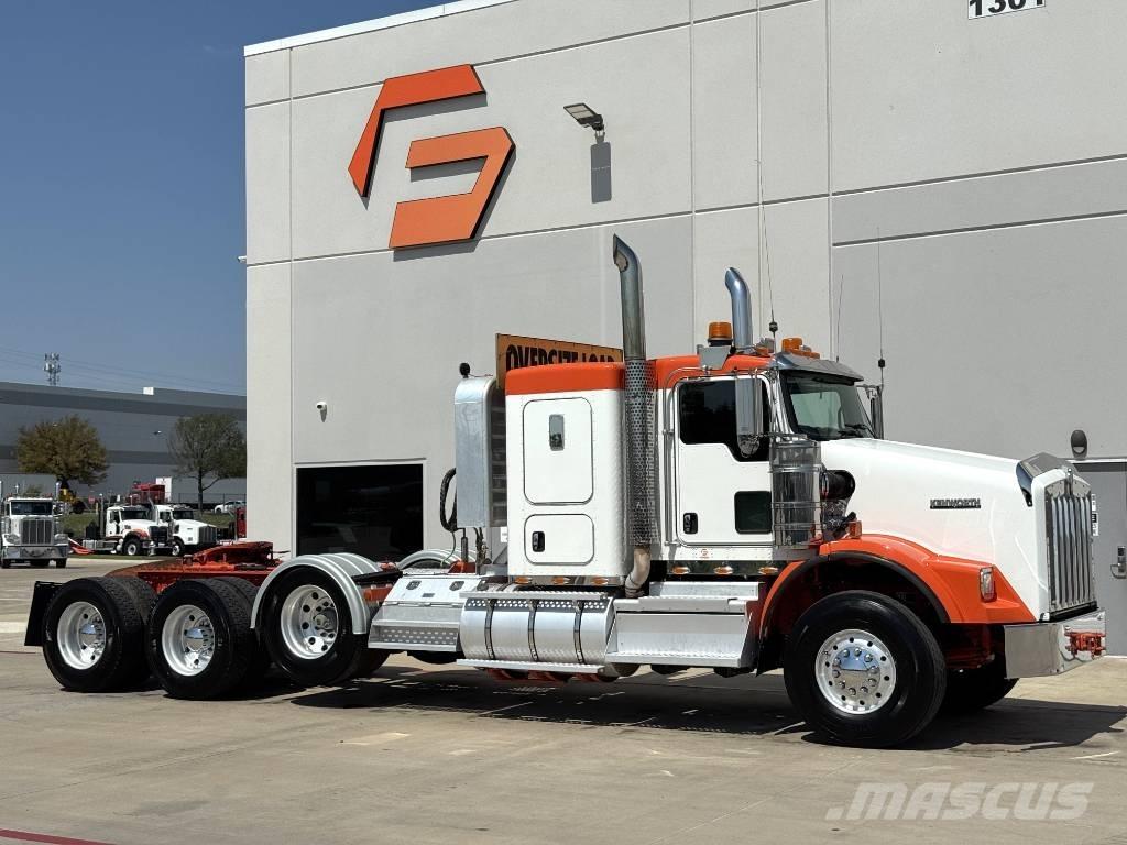 Kenworth T800 Тягачі