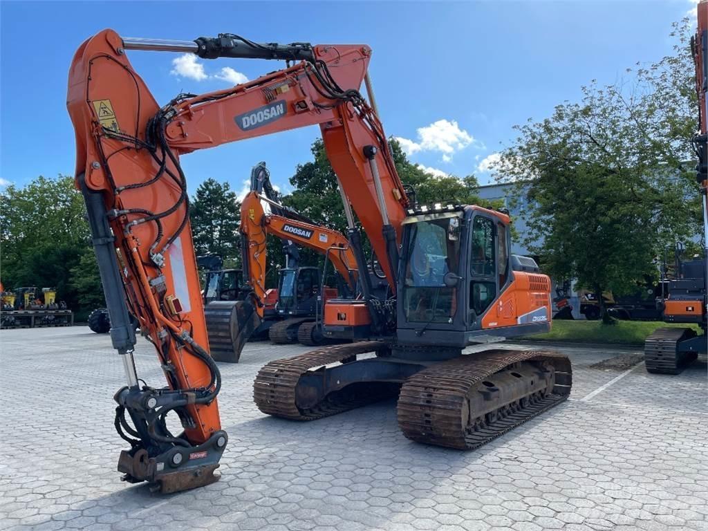 Doosan DX235LC-5 Гусеничні екскаватори