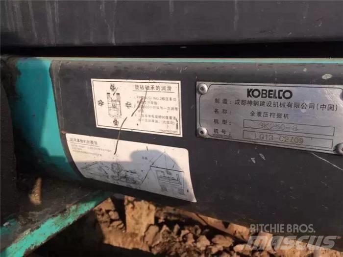 Kobelco SK 250-8 Гусеничні екскаватори