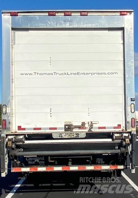 Freightliner M2 106 Рефрижератори