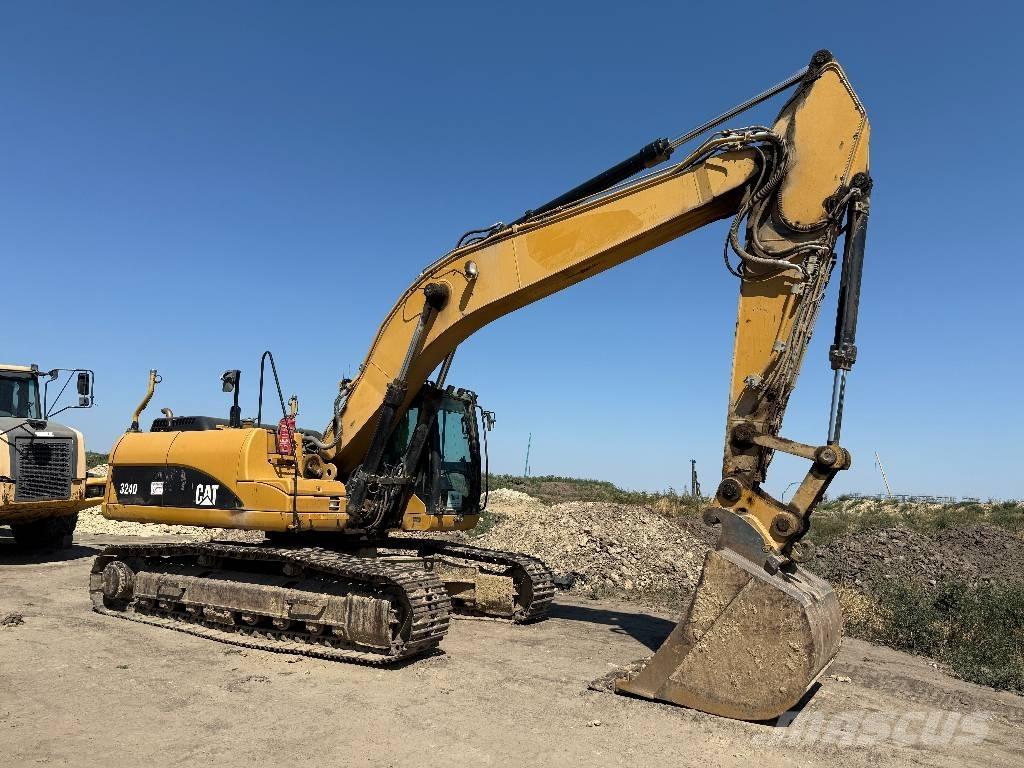 CAT 324 D Гусеничні екскаватори