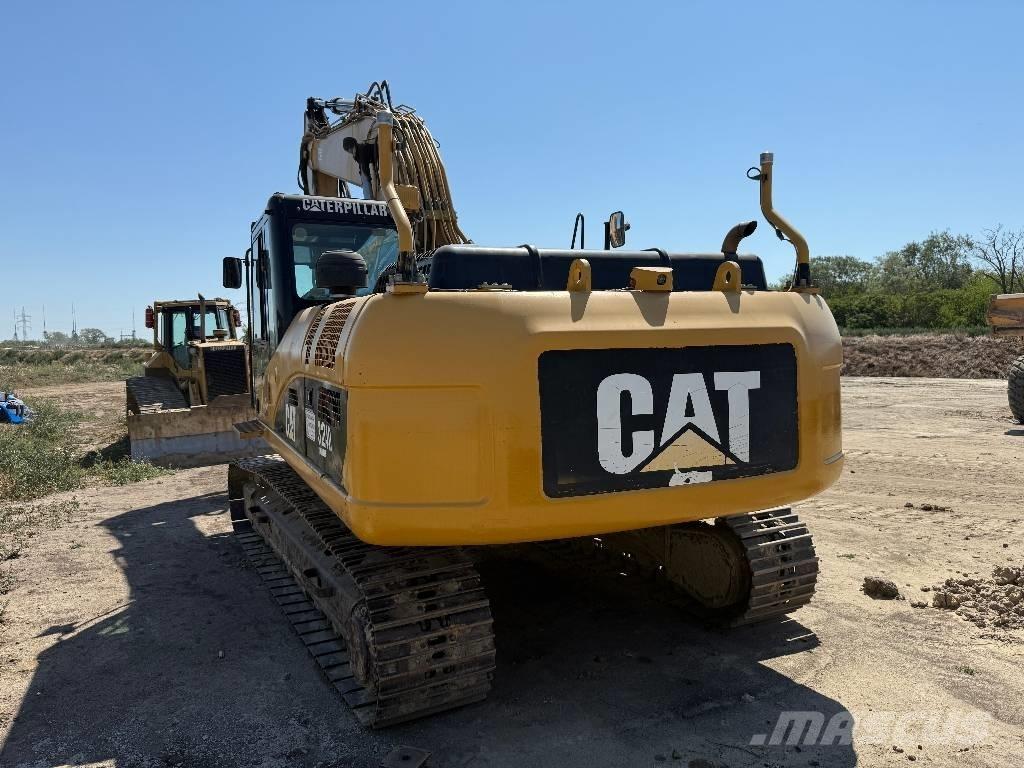 CAT 324 D Гусеничні екскаватори