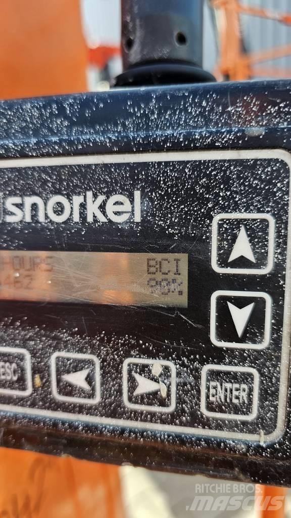 Snorkel TM 12 Вертикальні щоглові підйомники