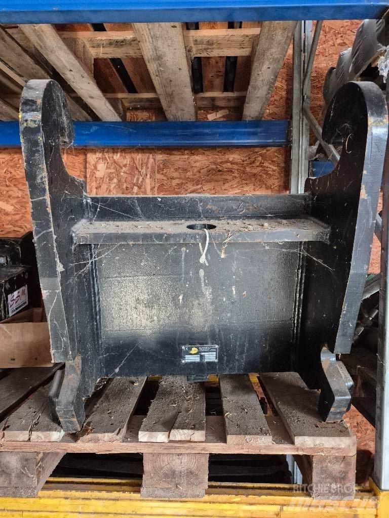 CAT CW 40 Скарифікатори