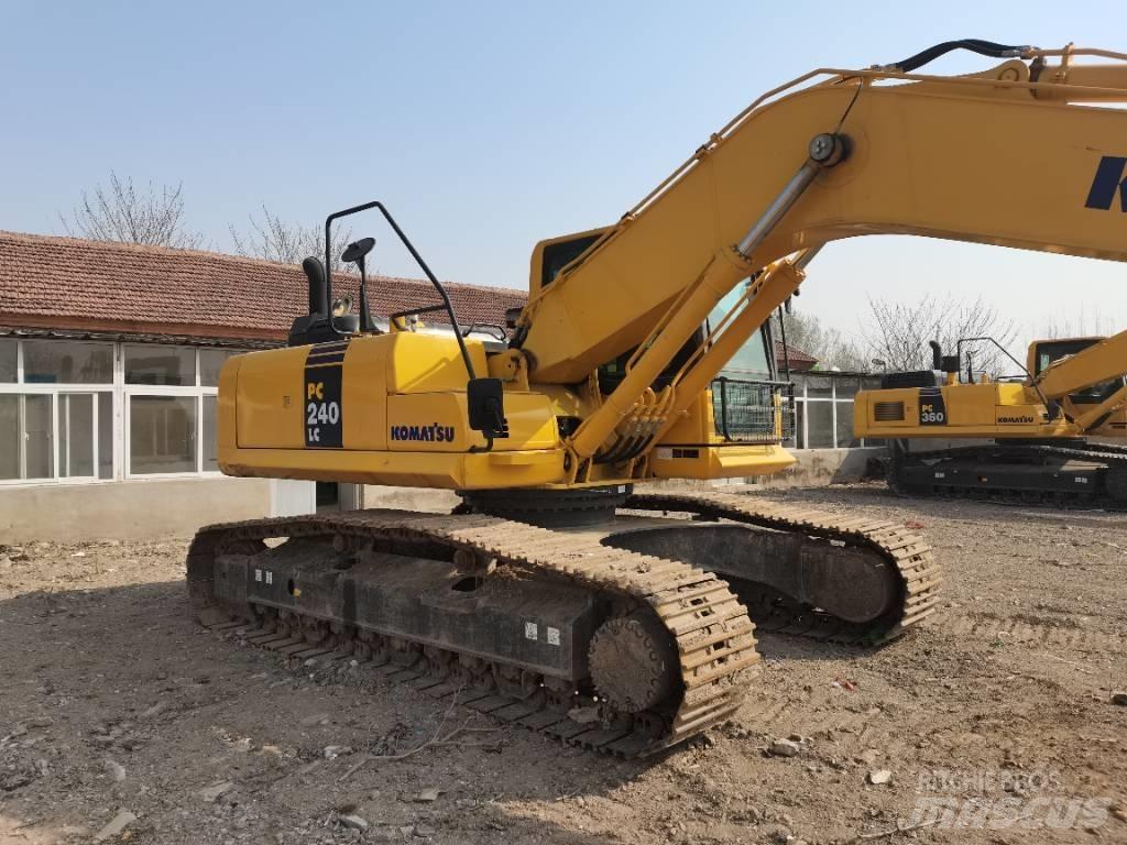 Komatsu PC 240 LC-10 Гусеничні екскаватори