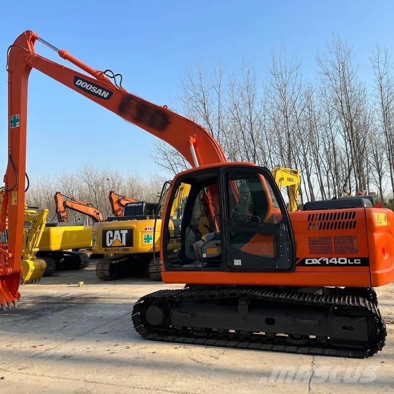 Doosan DX 140 Гусеничні екскаватори